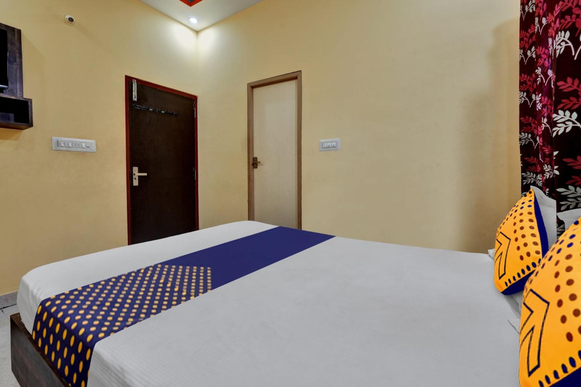 ホテル Spot On Anugraha Residency Kumbalgod エクステリア 写真