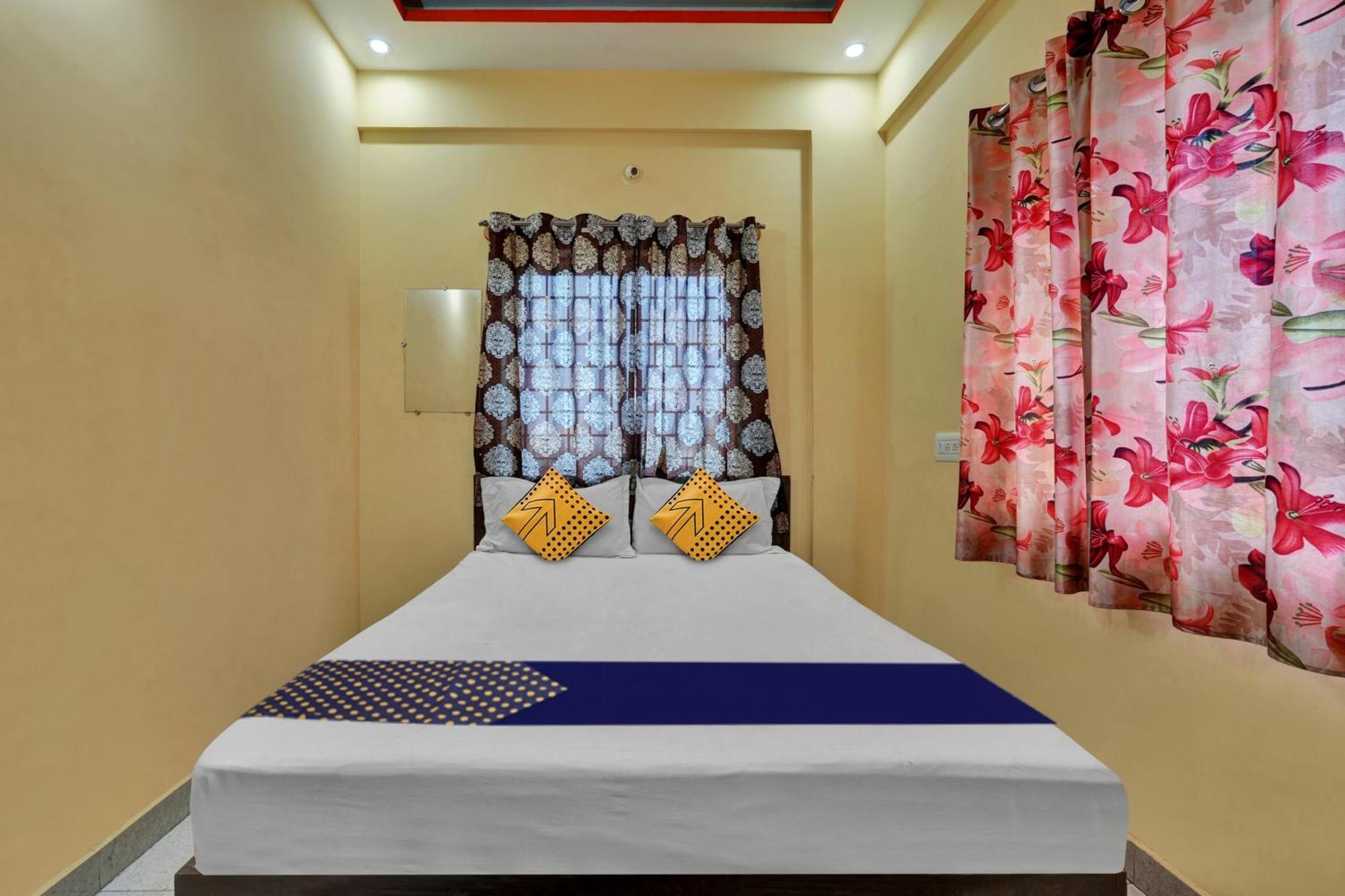 ホテル Spot On Anugraha Residency Kumbalgod エクステリア 写真